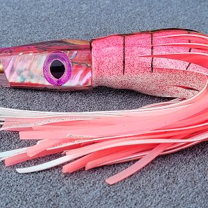 VI Lures Global Secret Weapon (Pink)